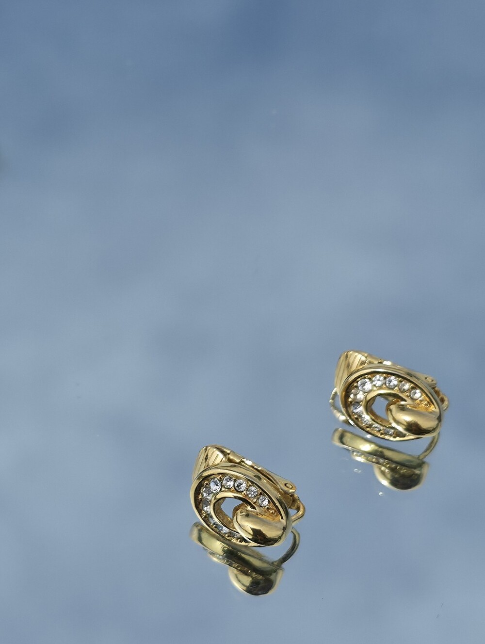 Authentic Vintage Christian Dior Gold Tone Rhinestone Clip-On Earrings - Picture 6 of 14